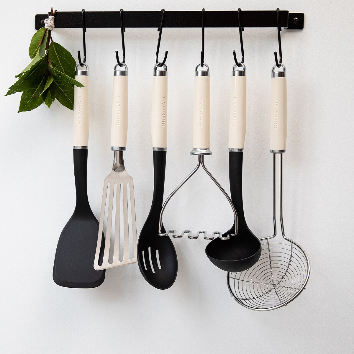 KitchenAid tłuczek do ziemniaków CORELINE Almond Cream