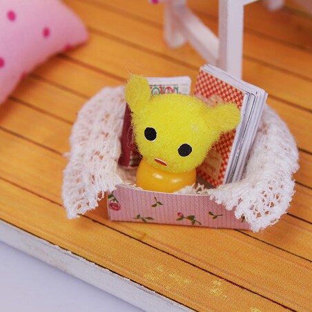 Miniaturowy domek - Pokój Laury