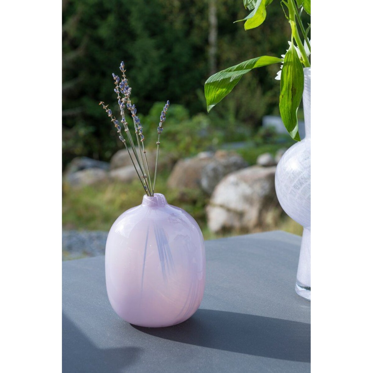 Szklany wazon w pastelowym kolorze CROCUS, 12,5 cm