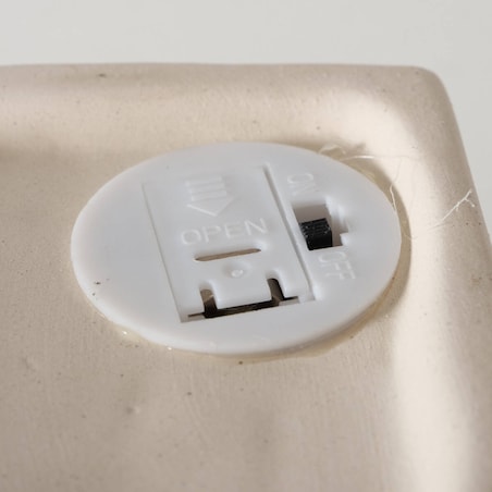 Dekoracja domek z kamionki z oświetleniem LED, 10,5 cm