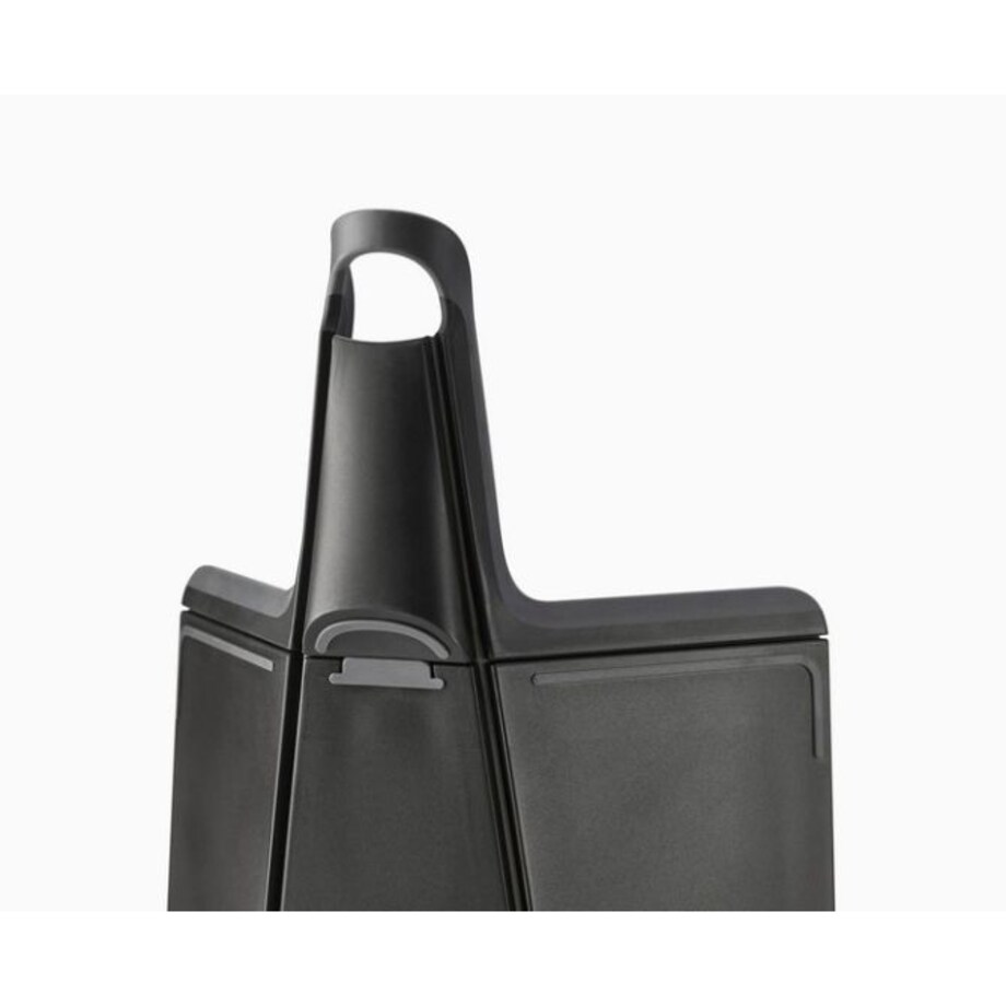 Deska do krojenia (czarna) Chop2Pot Large Joseph Joseph