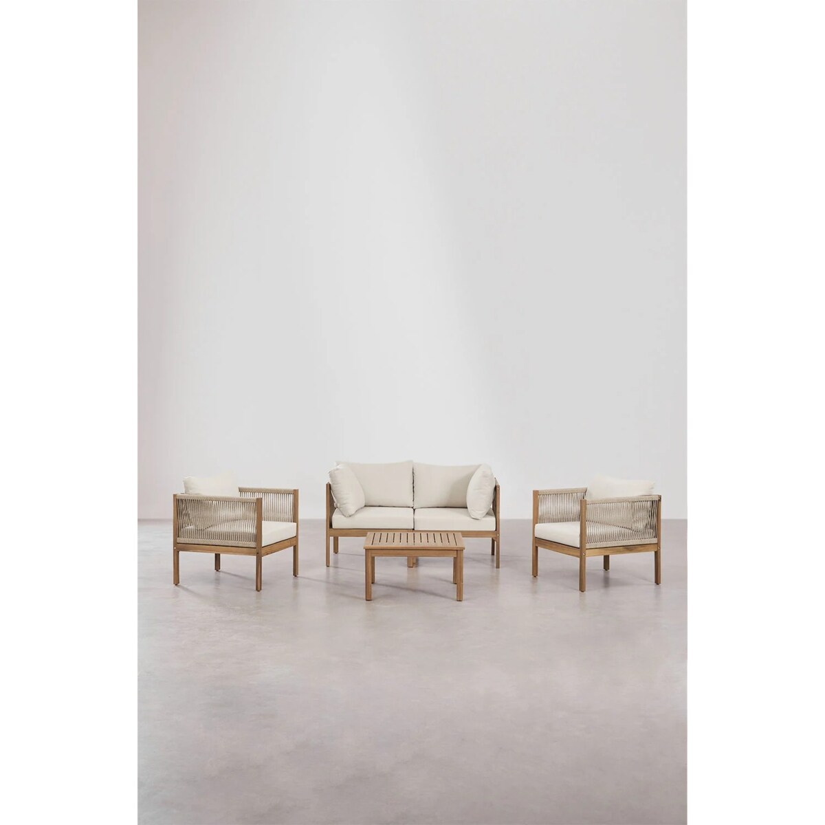 Zestaw ogrodowy: sofa, 2 fotelae i stolik kawowy z drewna akacjowego Branson