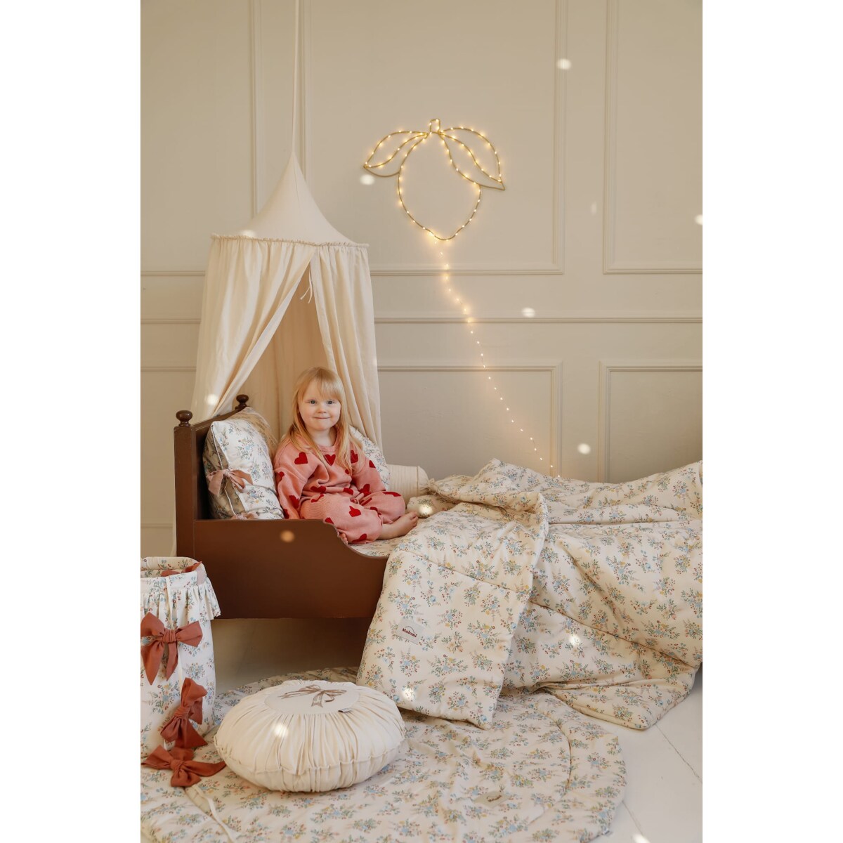 Mata do zabaw Blooming Meadow