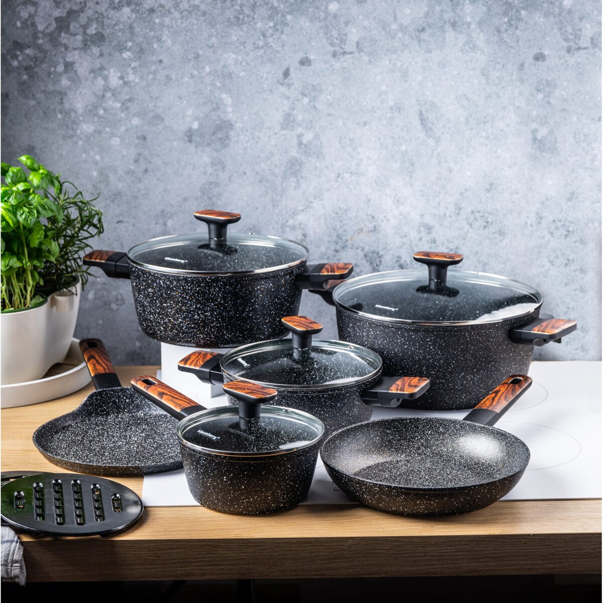 Komplet garnków z marmurkową powłoką nieprzywierającą 12-ele KLAUSBERG