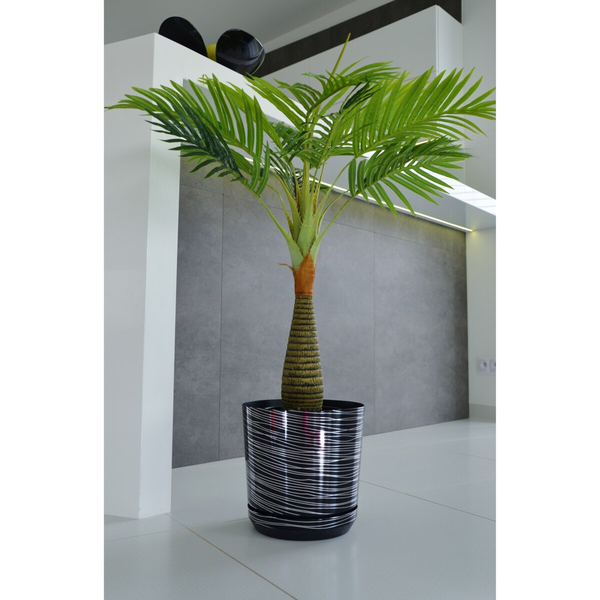 26 cm wzór CZARNA ZE SREBRNĄ NITKĄ Doniczka z podstawką glamour lustrzane srebrne paski połysk