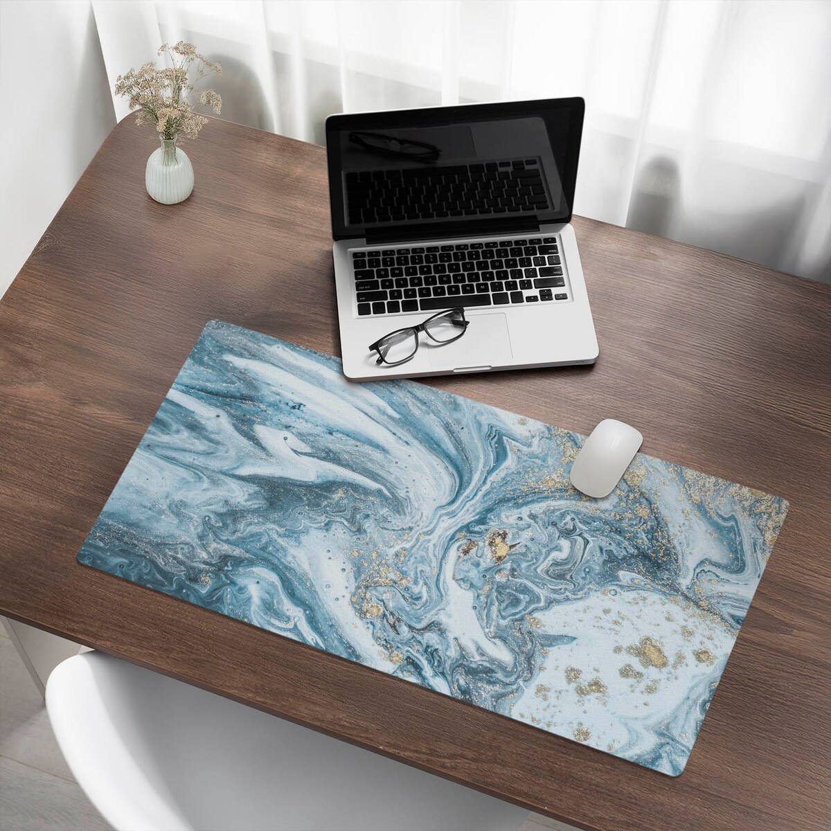 Niebieska mata na biurko Marmurowe fale, 90x45 cm