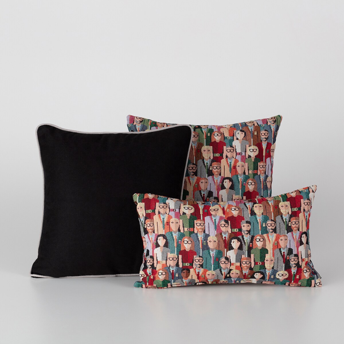 Zestaw poduszek do salonu Modern People, 43x43/45x45/47x28 cm