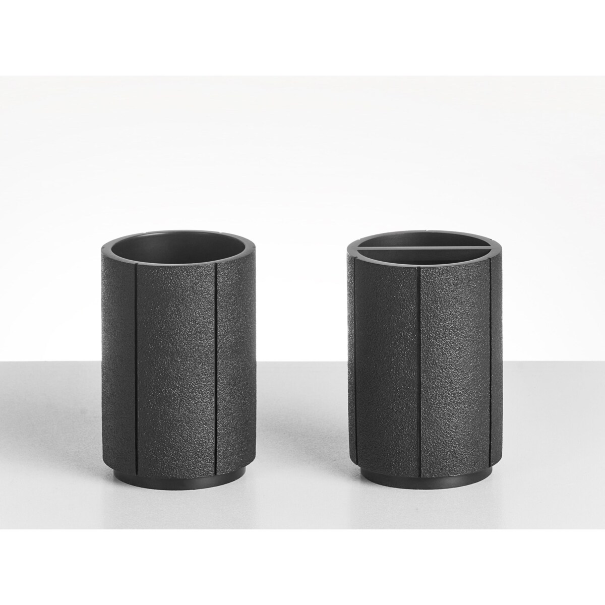 Zestaw akcesoriów łazienkowych 5 elementów HUALLAGA Czarny