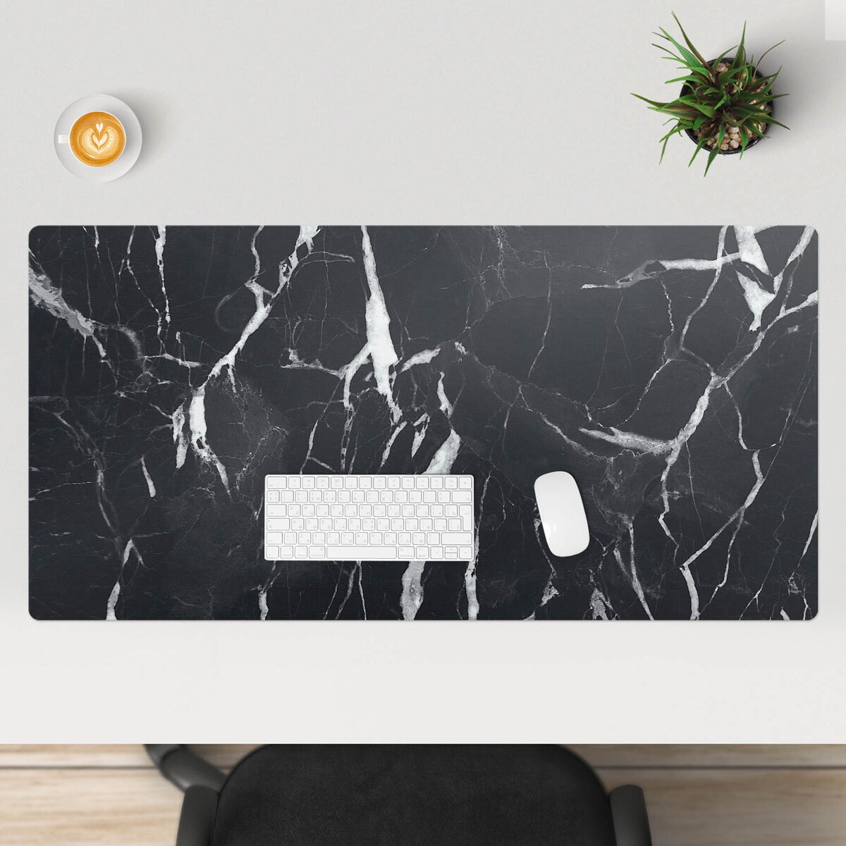 Czarno-Biała mata na biurko Marmurowe żyłki, 120x60 cm