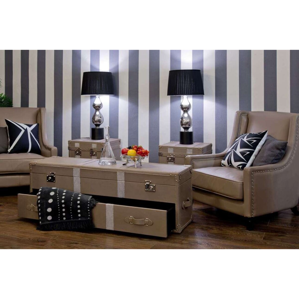 Skrzynia skórzana 50x45x57cm, 50 x 45 x 47 cm