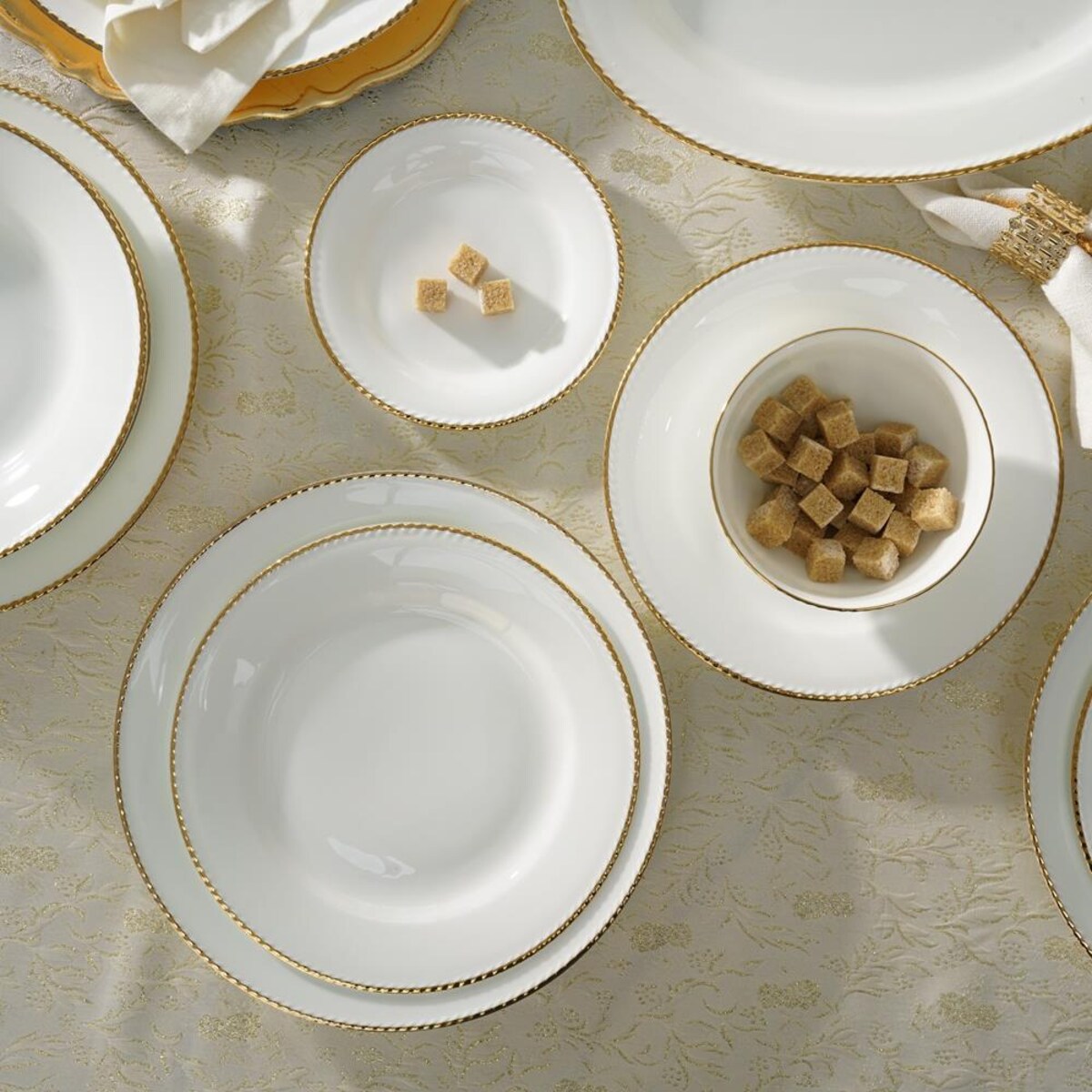 VILLA ITALIA Serwis obiadowy porcelanowy na 12 osób z wazą CAMILLA