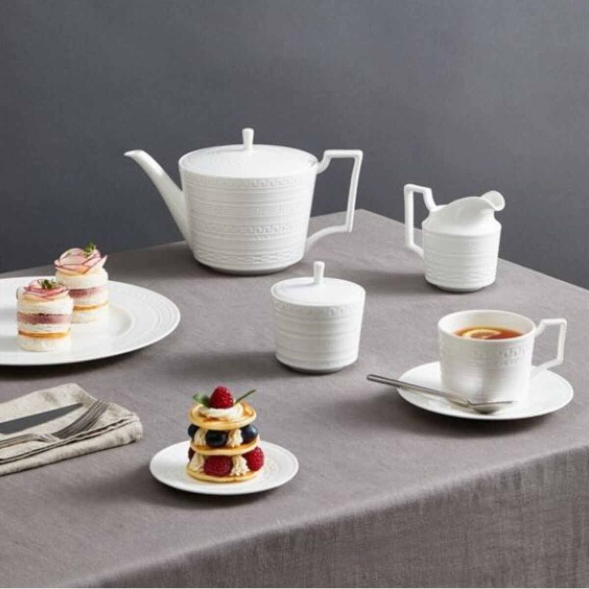 Cukiernica Intaglio Wedgwood