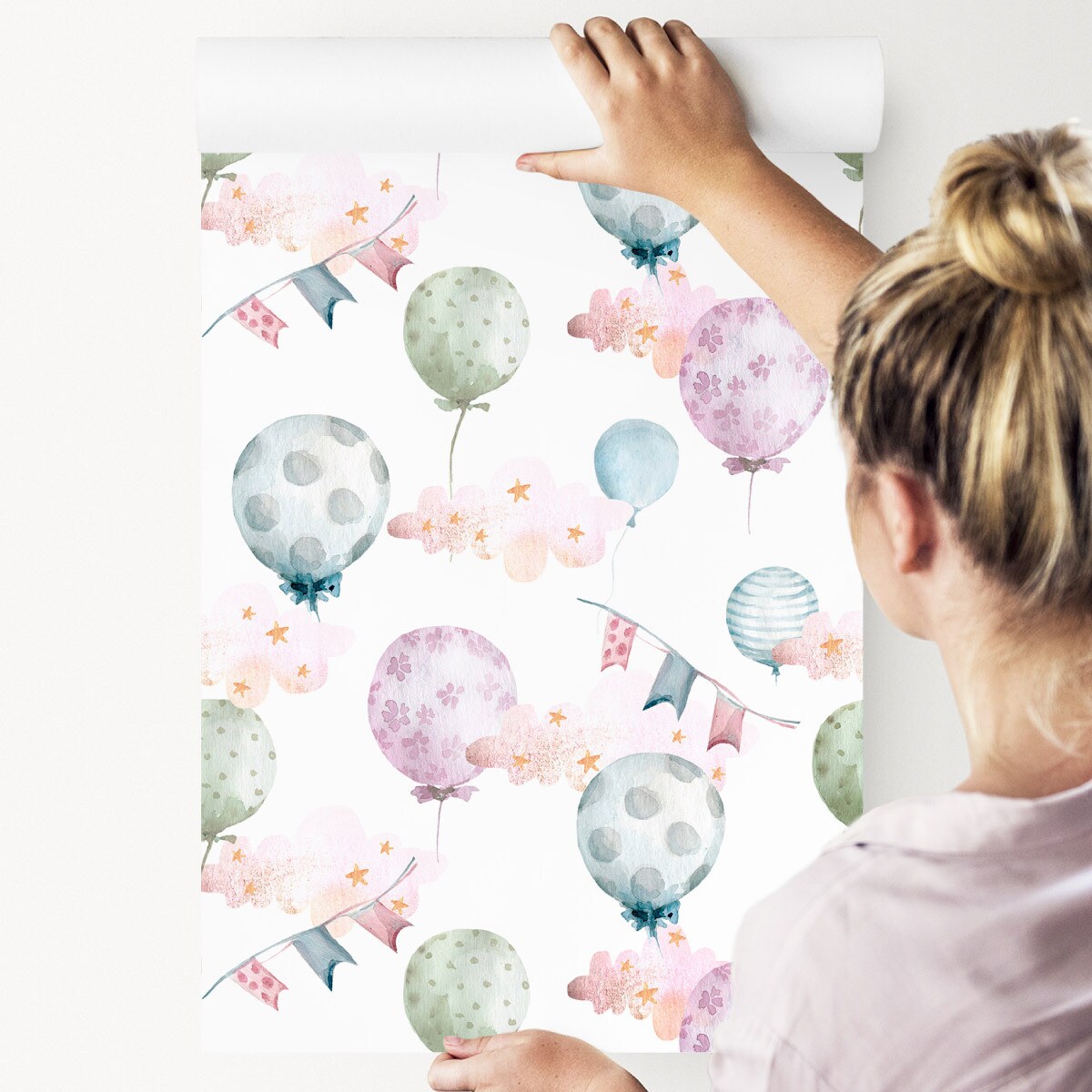 Tapeta dla dzieci kolorowe balony gwiazdy chmury styl boho