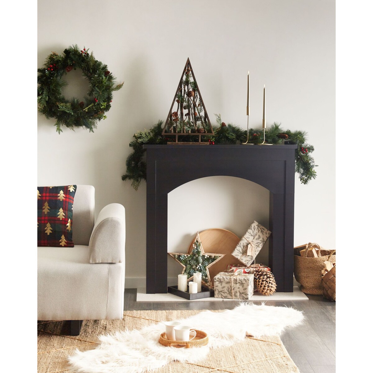 Portal kominkowy BUSSELTON Czarny