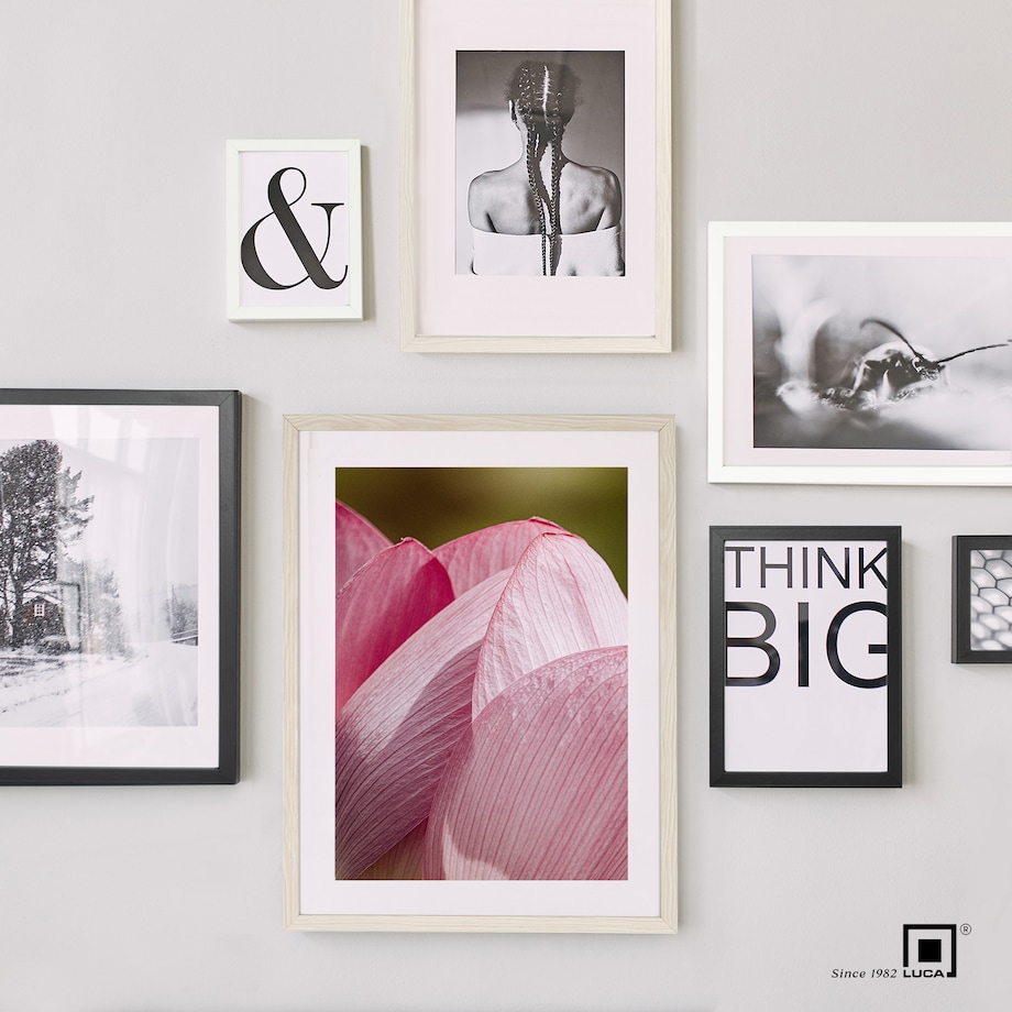 Ramka na zdjęcia 30x40 cm biała z przetarciami rama MDF z plexi wisząca poziom pion klasyczna ramka