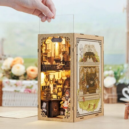 Miniaturowy domek Book Nook - Sklep z antykami - CuteBee