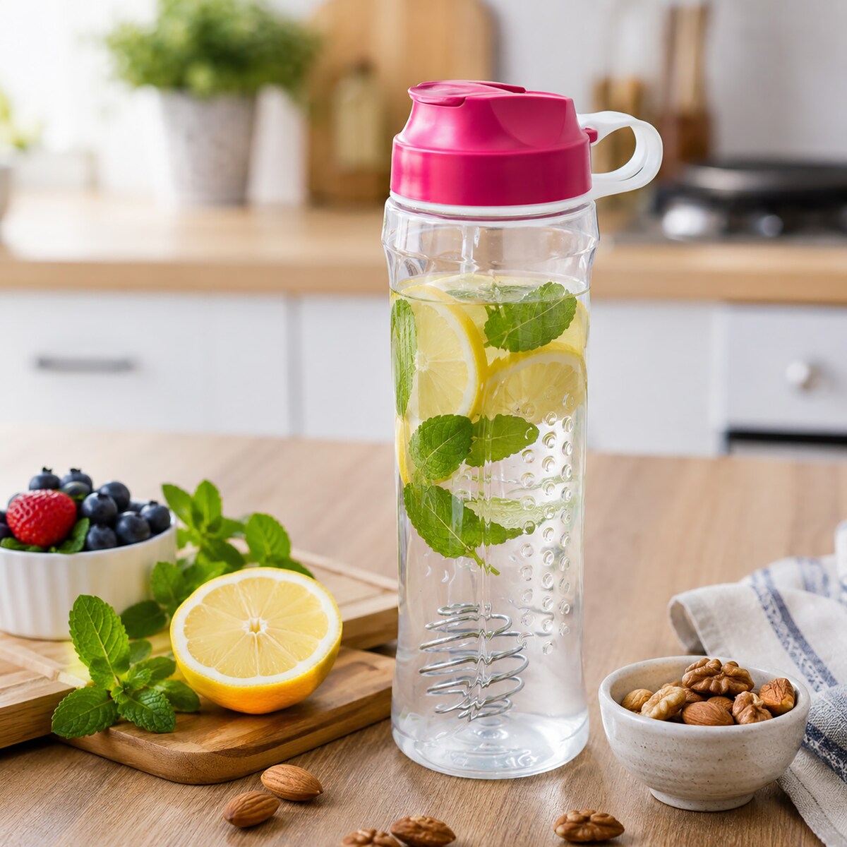 Bidon Na Wodę Shaker Ze Sprężynką Rowerowy Do Szkoły Butelka 610 Ml