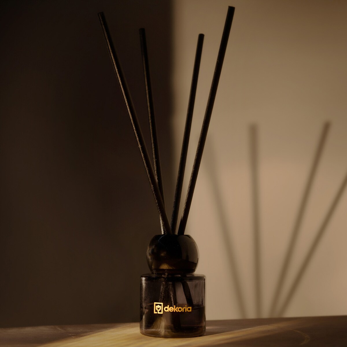 Dyfuzor zapachowy z patyczkami Karma, 5x5x25 cm