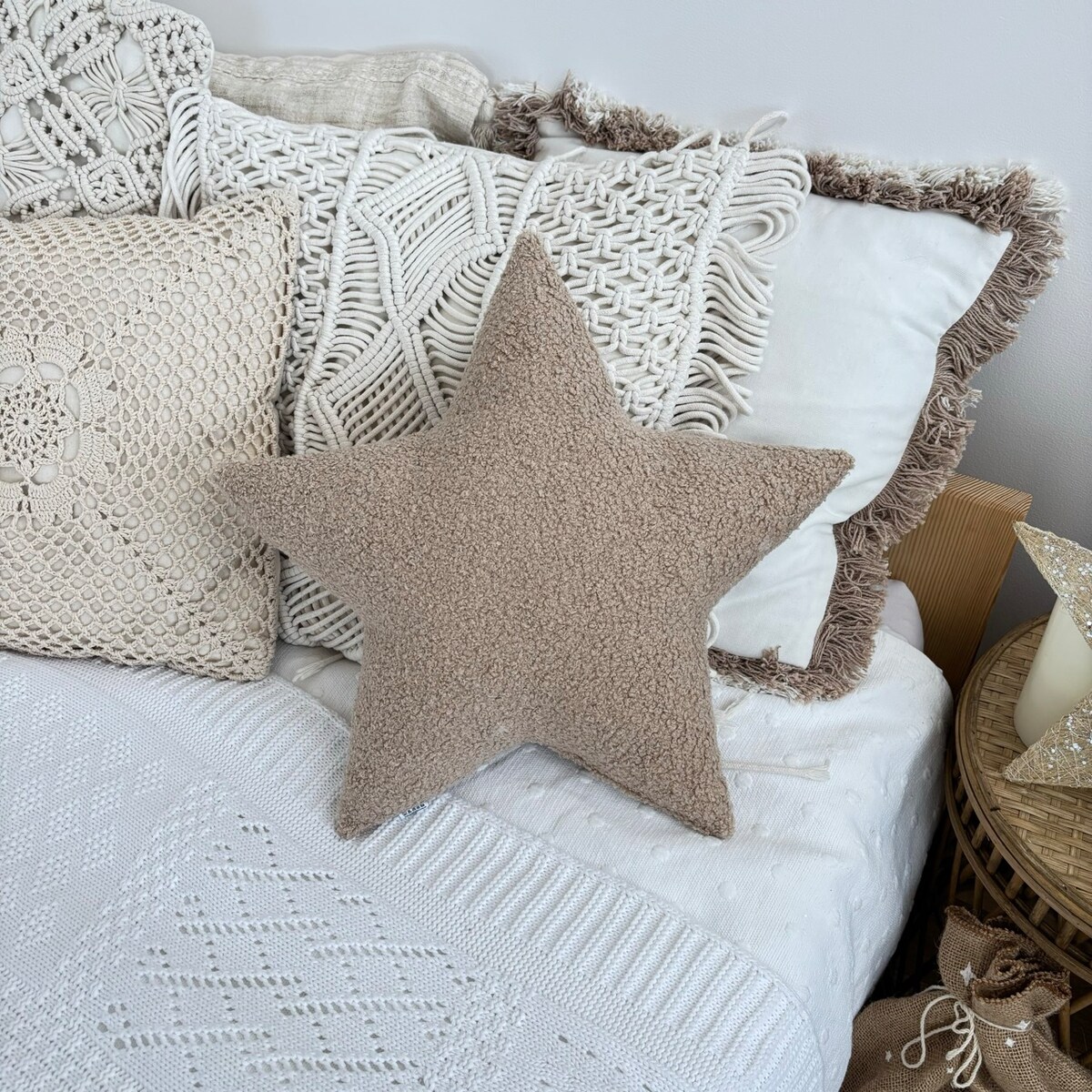 Poduszka Gwiazda boucle beżowa