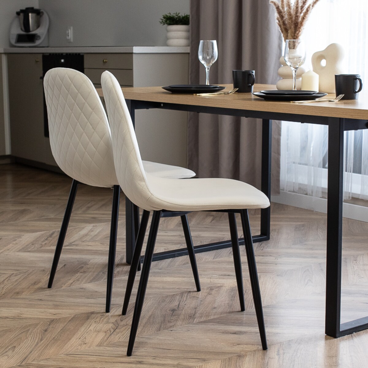 Krzesło tapicerowane do salonu jadalni welurowe beżowe loft