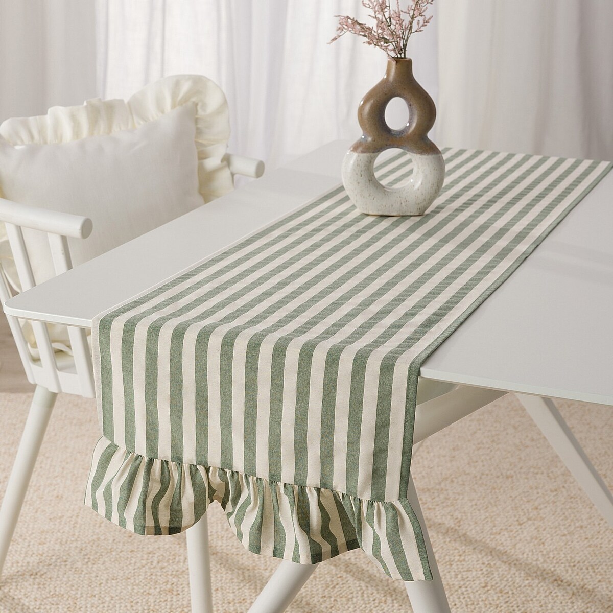 Bieżnik z falbaną 40x160 cm 40x160 zielono-białe pasy (1,5cm)