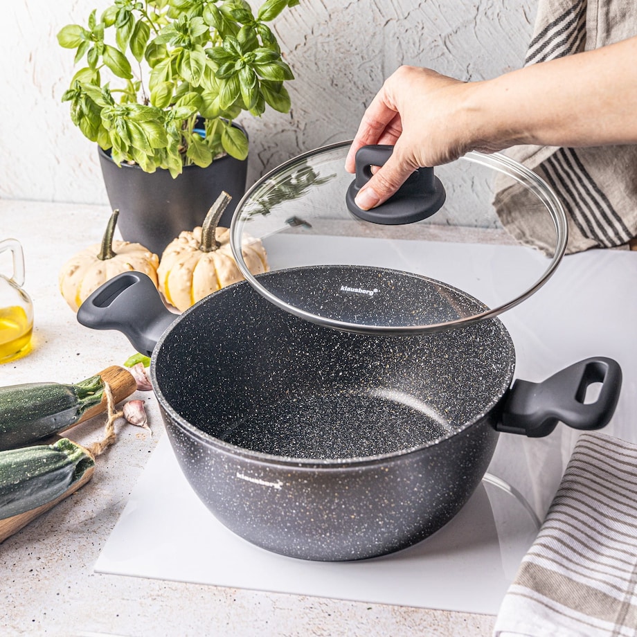 Garnek z powłoką marmurową czarny indukcja gaz 24cm 3.7L KLAUSBERG