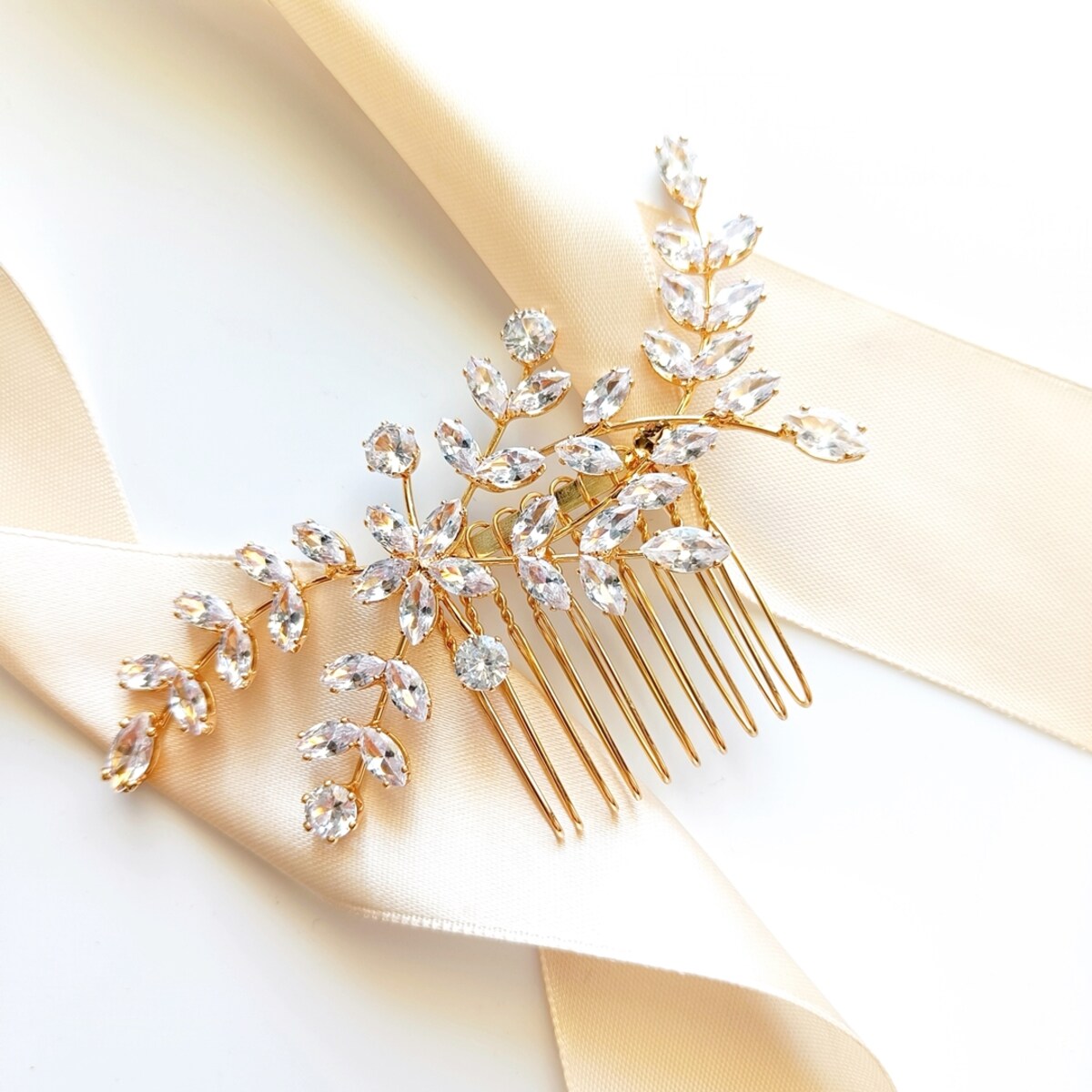 ZŁOTY grzebyk do włosów z kwiatami gałązkami błyszczący elegancki sztywny