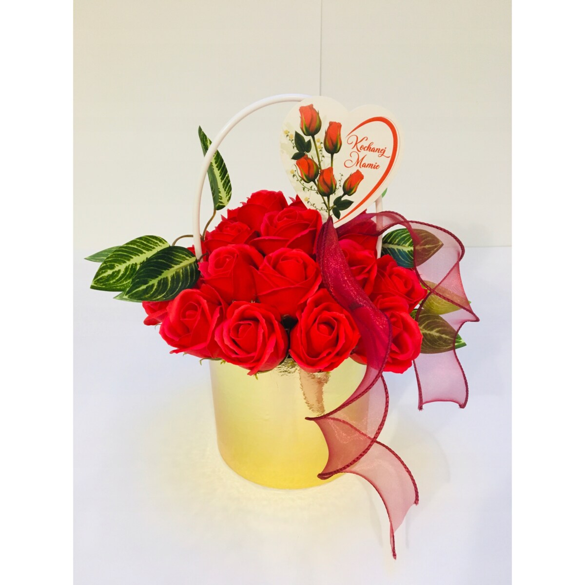 DZIEŃ dla MAMY kwiaty RÓŻA W ZŁOTYM BOXIE mydlane trwałe prezent z mydła