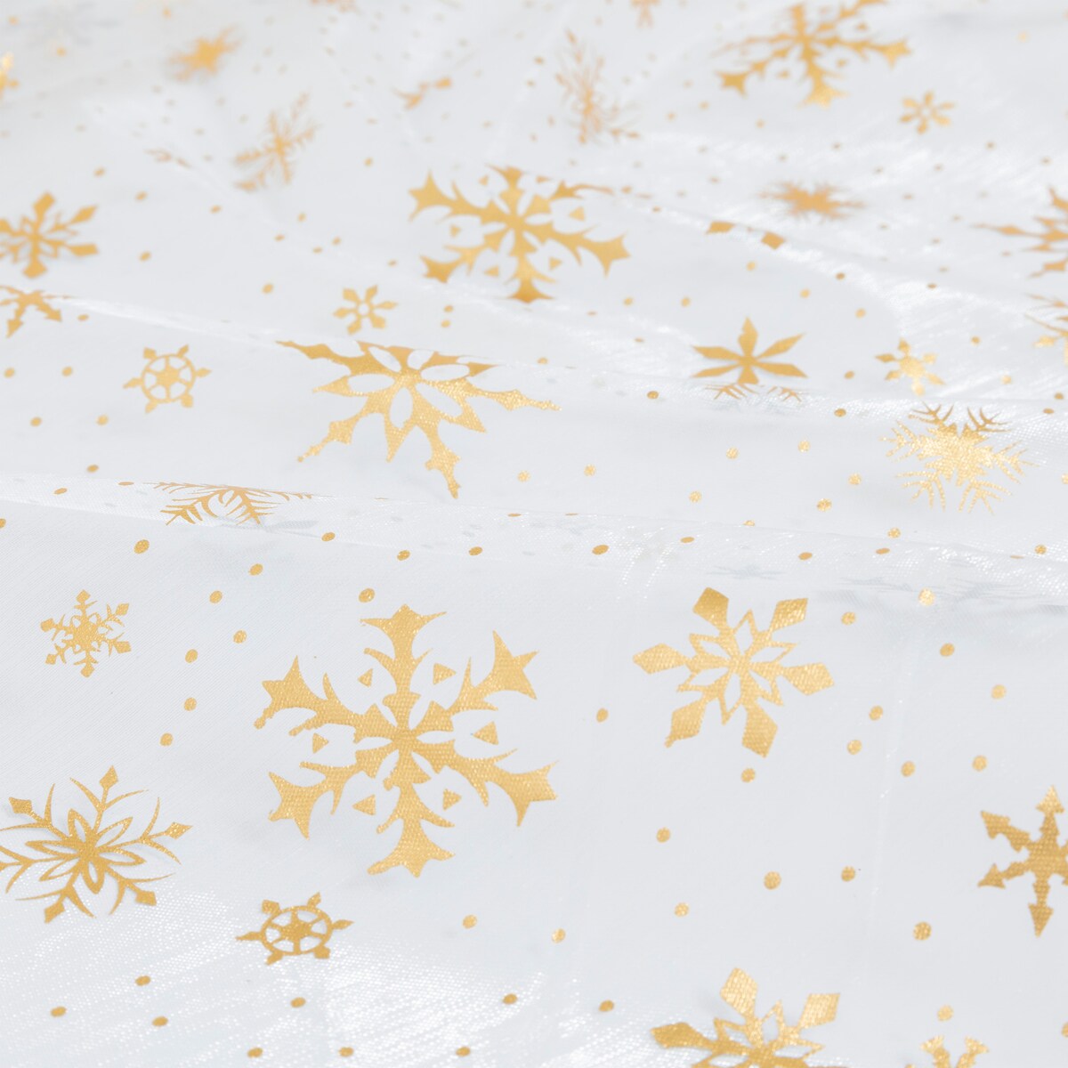 Plamoodporny obrus na stół, z płatkami śniegu