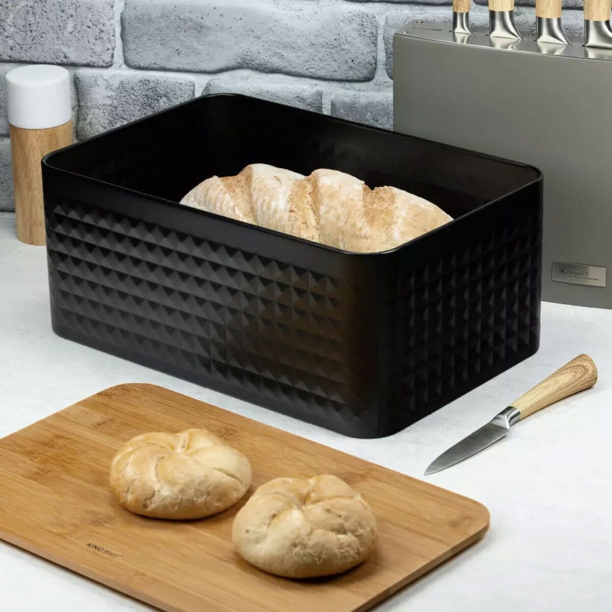 Chlebak stalowy z deską do krojenia pojemnik na chleb pieczywo czarny KINGHOFF