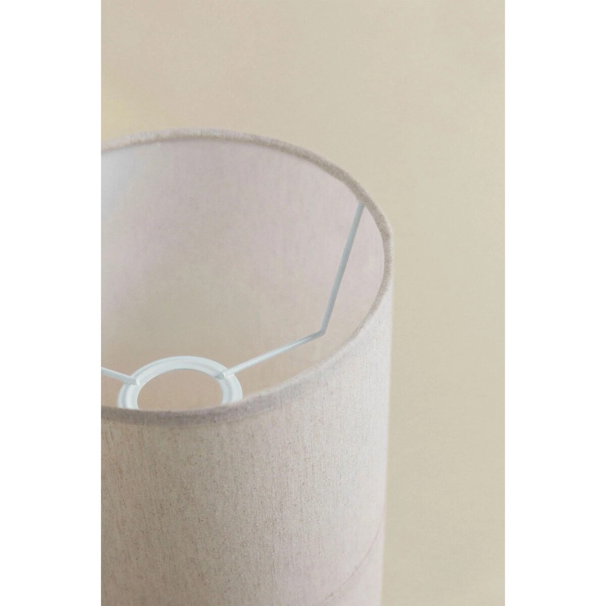 Lampa stołowa z drewna mango Carolina 70 cm