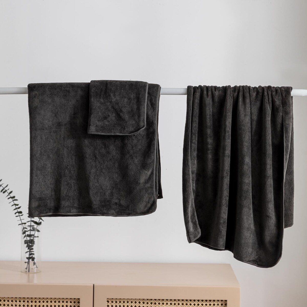 Szybkoschnący Ręcznik z mikrofibry 70 x 140 Czarny Plażowy Kąpielowy Duży