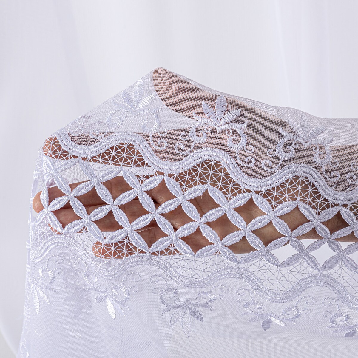 Firana na taśmie 300x245 biały ze wzorem