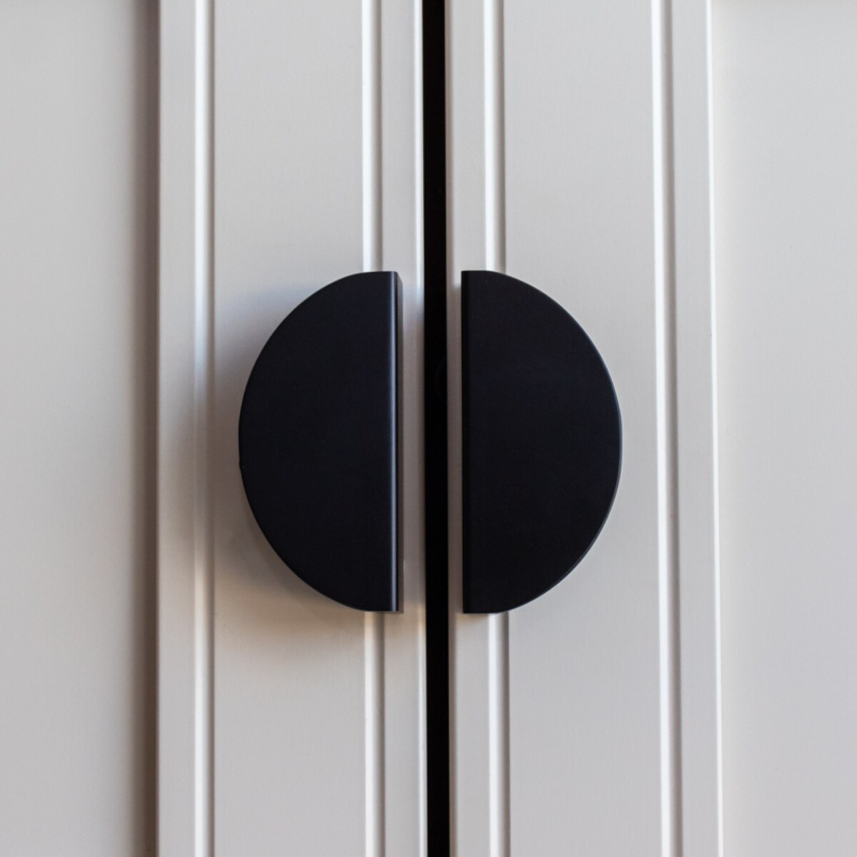 Uchwyt do mebli czarny blaszka okragły meblowy loft do szafek szuflad