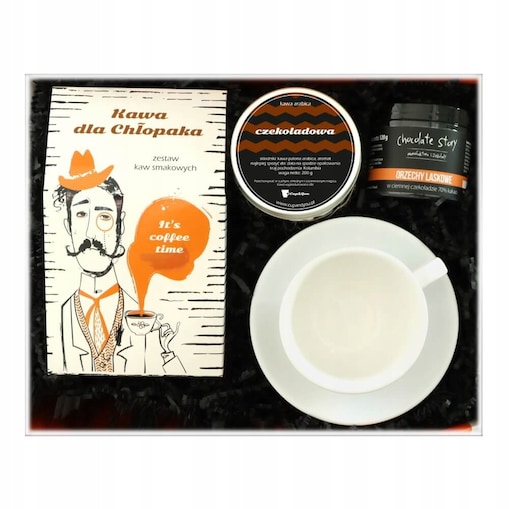 PREZENT UPOMINEK GIFT BOX NA DZIEŃ CHŁOPAKA - ZESTAW KAW SMAKOWYCH, KAWA CZEKOLADOWA, BIAŁA FILIŻANKA, ORZECHY LASKOWE W CZEKOLADZIE - DLA FACETA MĘŻCZYZNY MĘŻĄ NARZECZONEGO