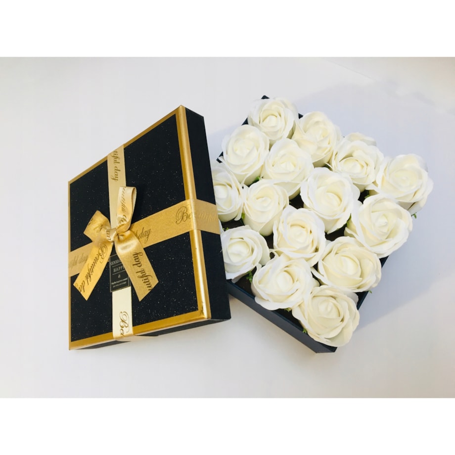 BOX PACHNĄCE białe RÓŻE MYDLANE GOTOWY PREZENT upominek urodziny ślub kwiat