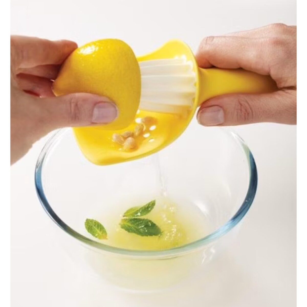 Wyciskacz do cytrusów żółty, 16.5 x 8.5 x 7 cm, Joseph Joseph