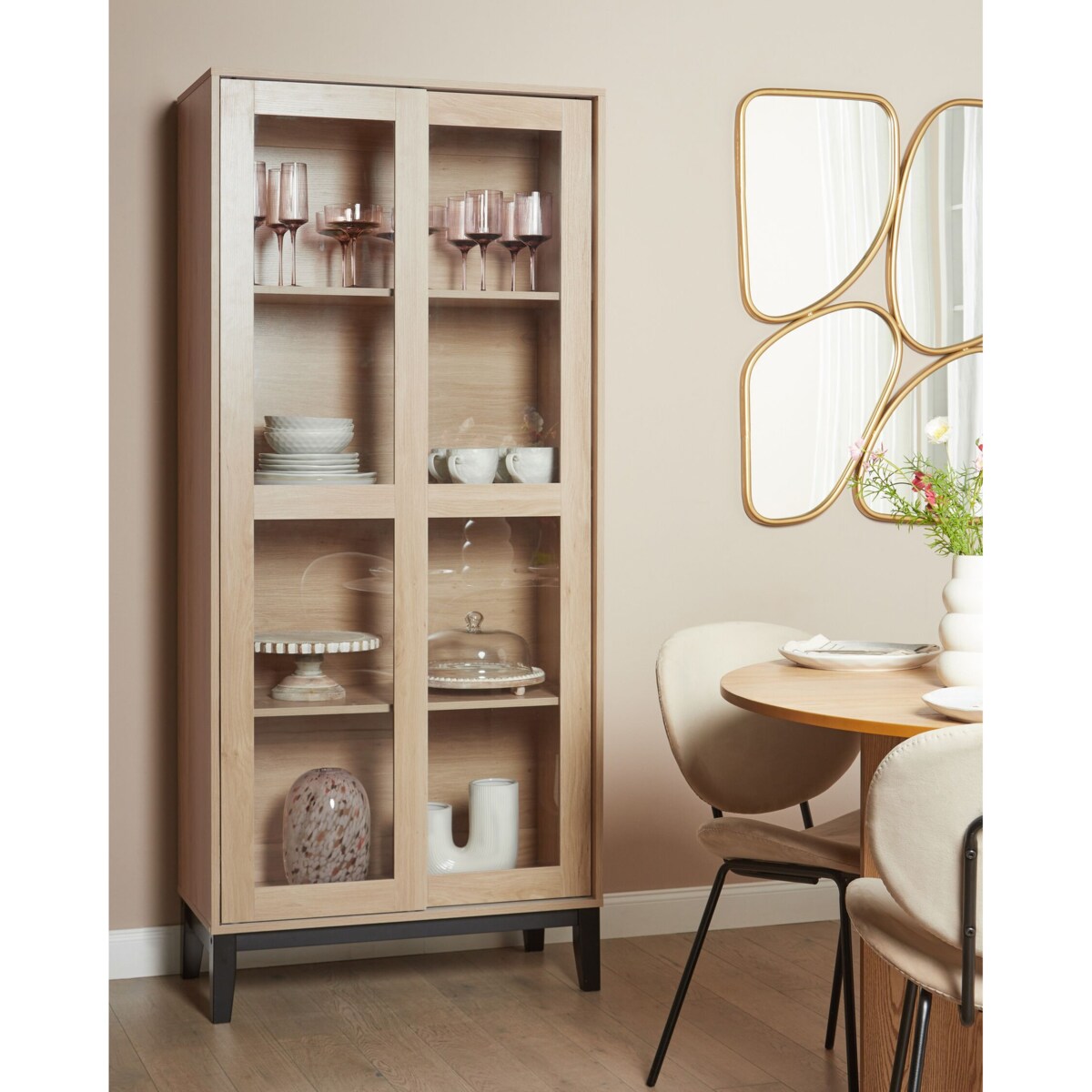 Witryna ze szklaną gablotą jasne drewno RUMSON