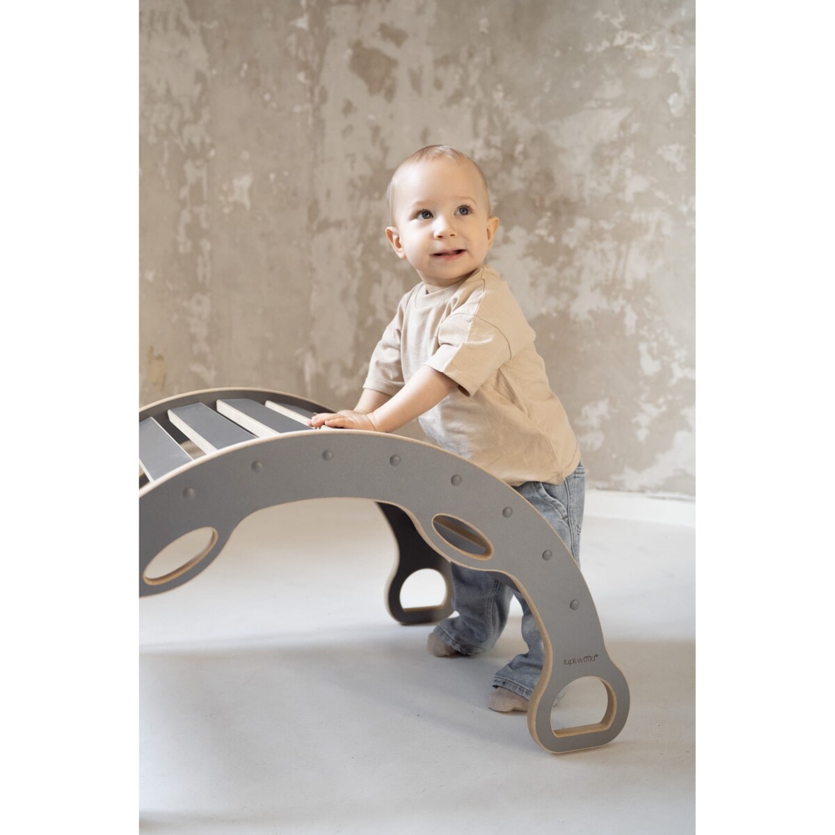 MAŁY bujak montessori z uchwytami - szary