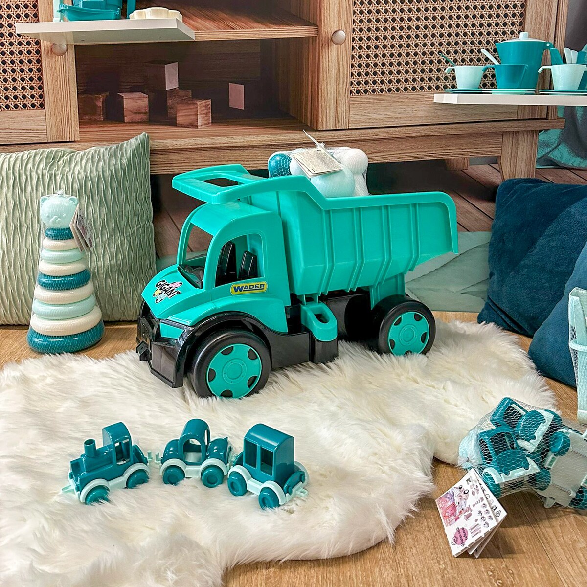 Szmaragdowa Komnata Misiowa piramidka 11 el.