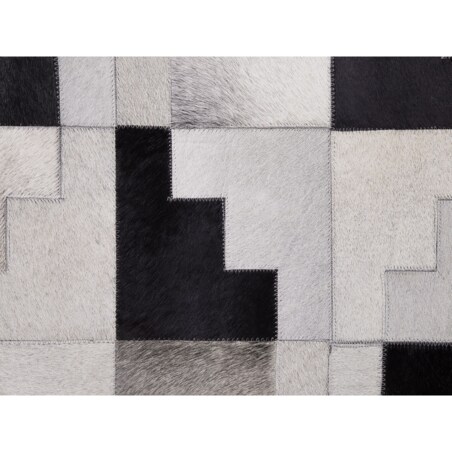 Dywan patchwork skórzany 140 x 200 cm czarno-szary EFIRLI