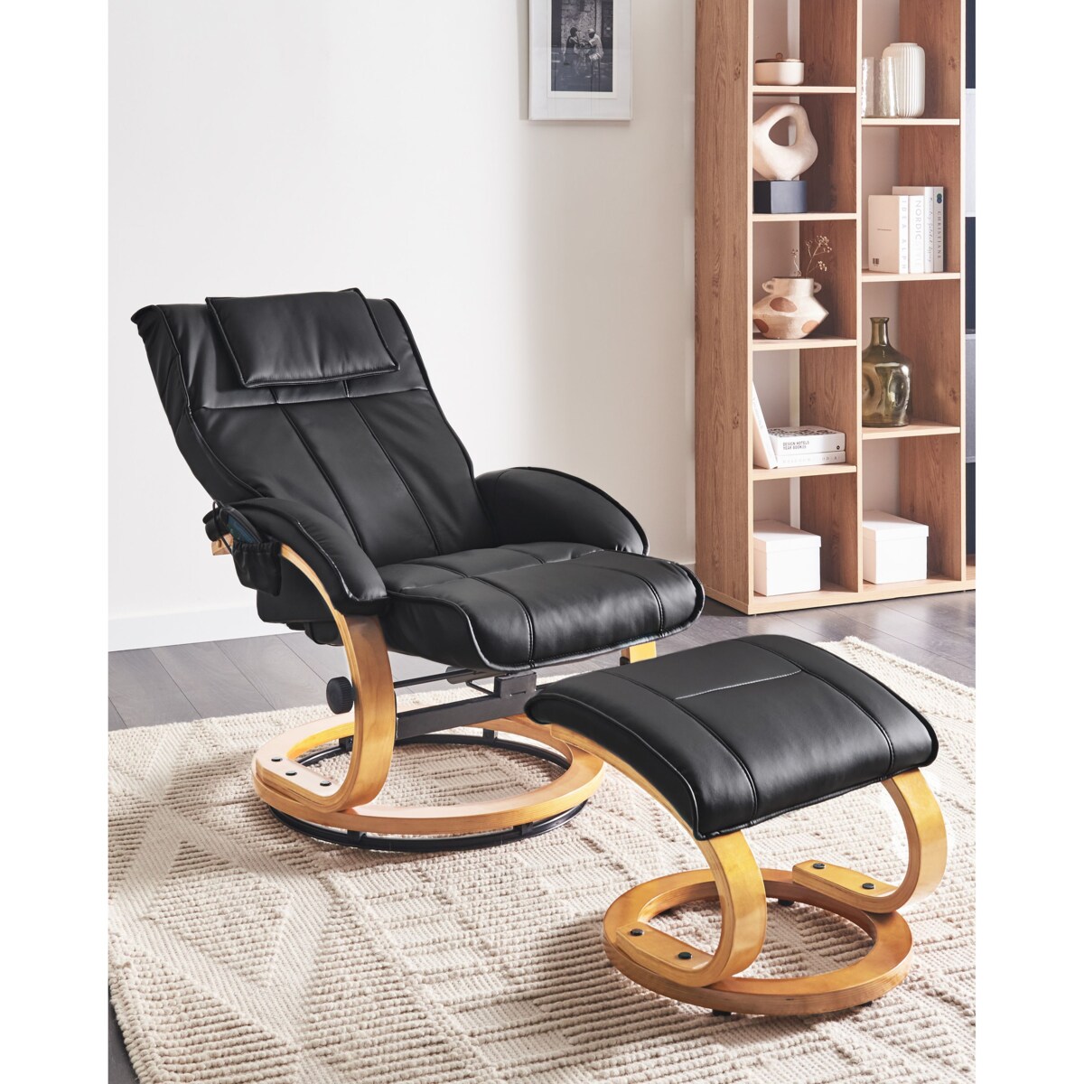 Fotel z masażem MAJESTIC Z podnóżkiem Ekoskóra Czarny