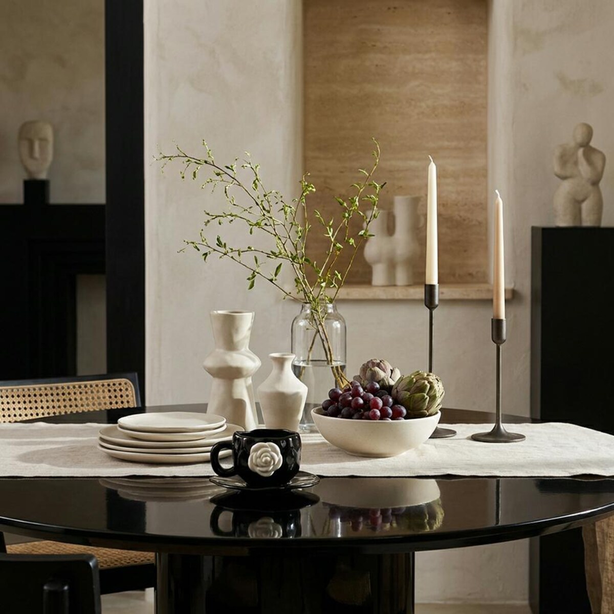 Filiżanka ze spodkiem SHP BIAŁA RÓŻA COCO czarna