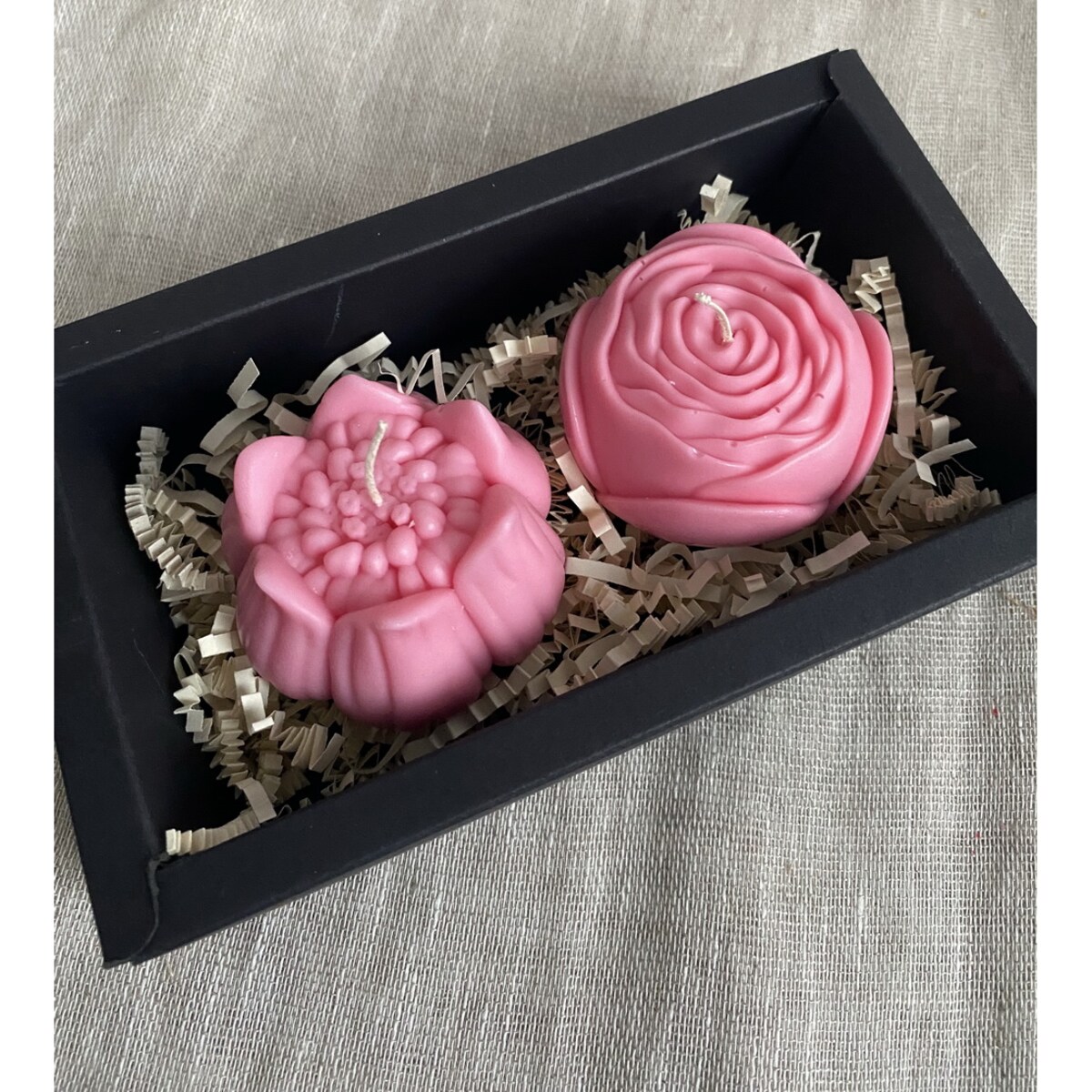 Zestaw prezentowy "Happy Day Flowers" świece ekologiczne sojowe różowe