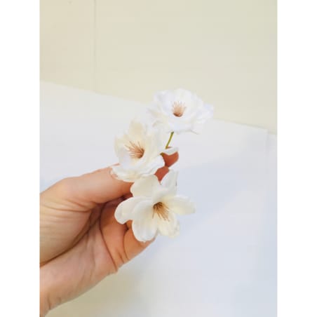 KWIATY WIŚNI MYDLANE DROBNE BIAŁE gałązki do bukietu box kompozycji stroik