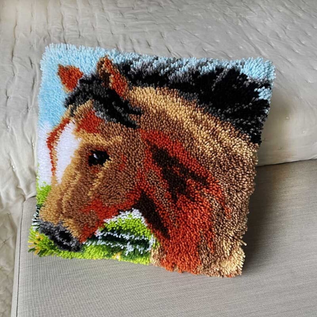 Szydełkowanie na kanwie - Poduszka Koń