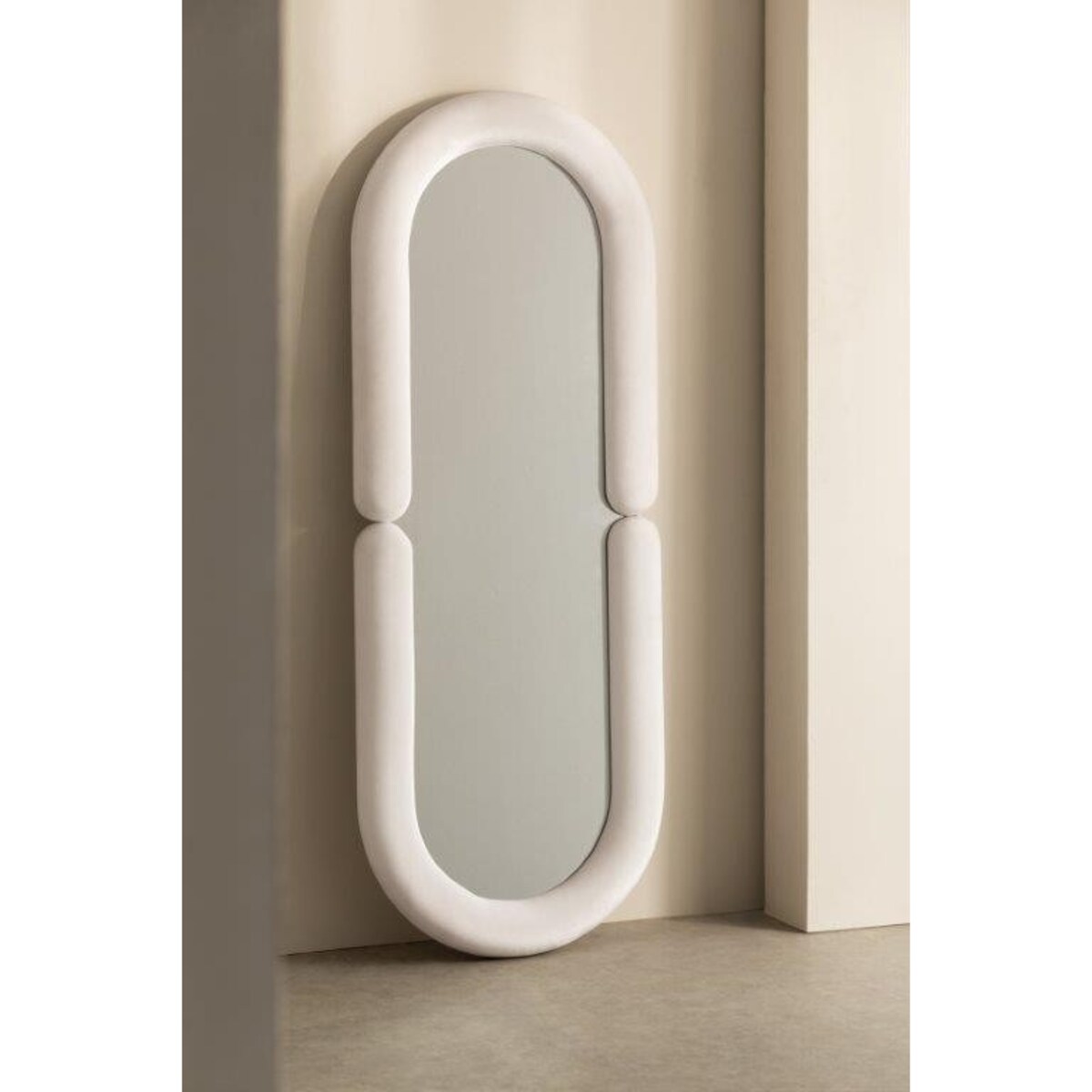 Lustro owalne w aksamitnej ramie Oval 160x60 cm