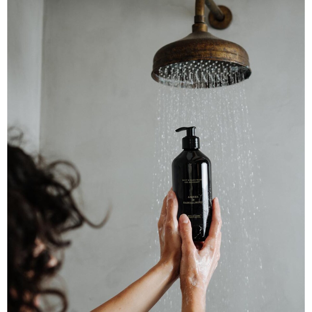 Mydło w płynie 500 ml Amber & Sandalwood Cereria Molla