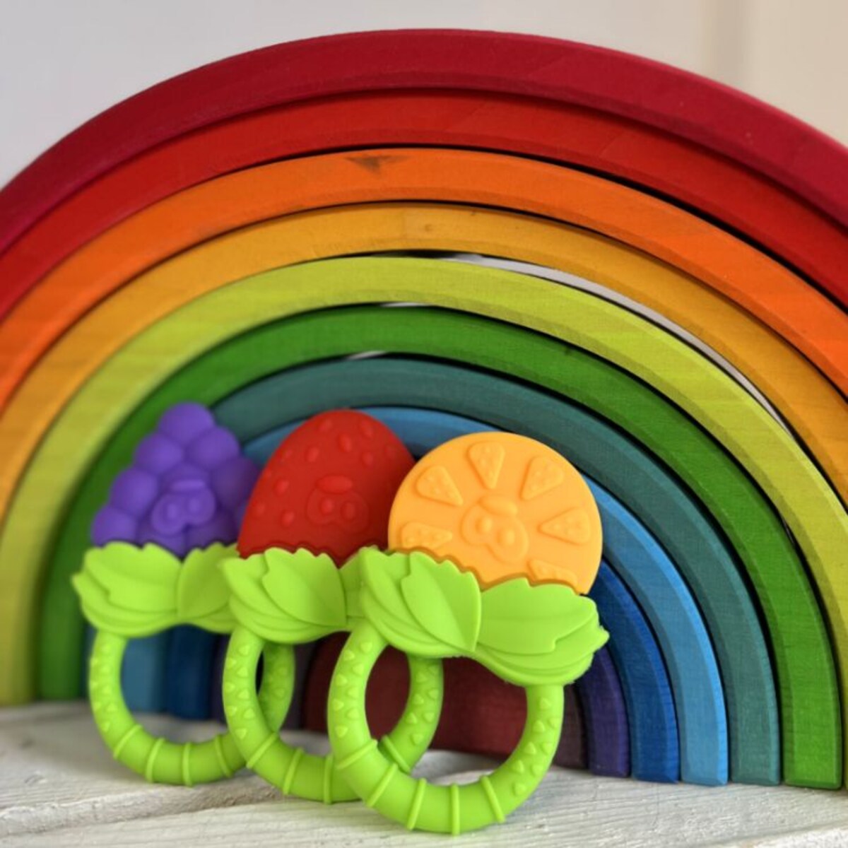 Gryzak na ząbkowanie 3 szt. Owoce – bezpieczne gryzaki silikonowe dla niemowląt i dzieci RaZbaby