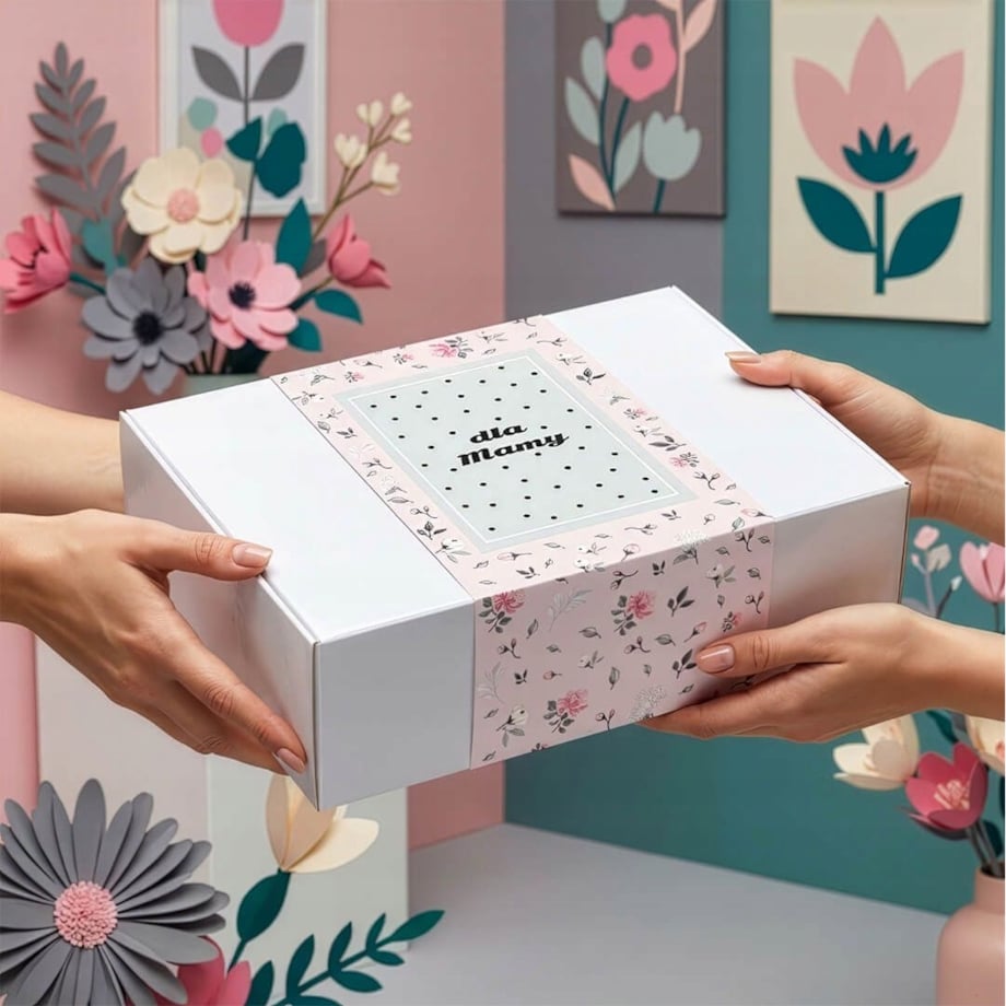 DUŻY ZESTAW PREZENTOWY NA DZIEŃ MATKI URODZINY - ŚWIECA SOJOWA FILIŻANKA Z PODSTAWKĄ HERBATA SYPANA KAWA SMAKOWA ZAPARZACZ - PREZENT UPOMINEK DLA MAMY TEŚCIOWEJ